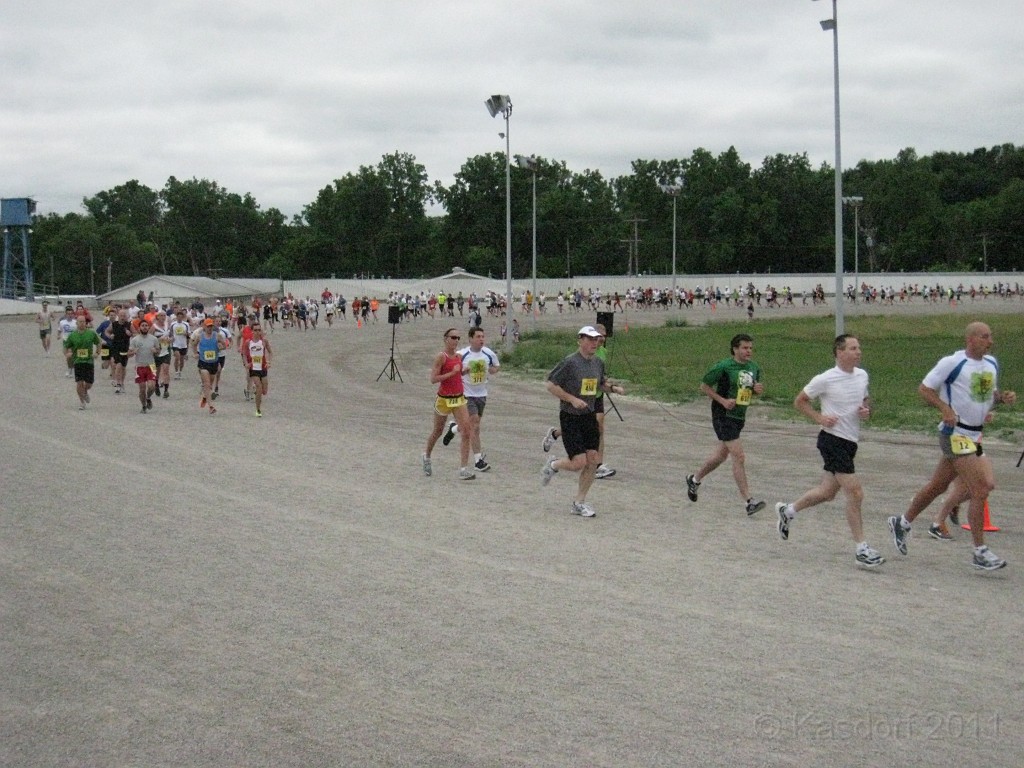 Solstice Run 2011 10M 024.JPG - The 2011 Solstice 10 Mile race in Northville Michigan. Once around the horse race track then through the neighbourhoods. Finish in the park downtown.